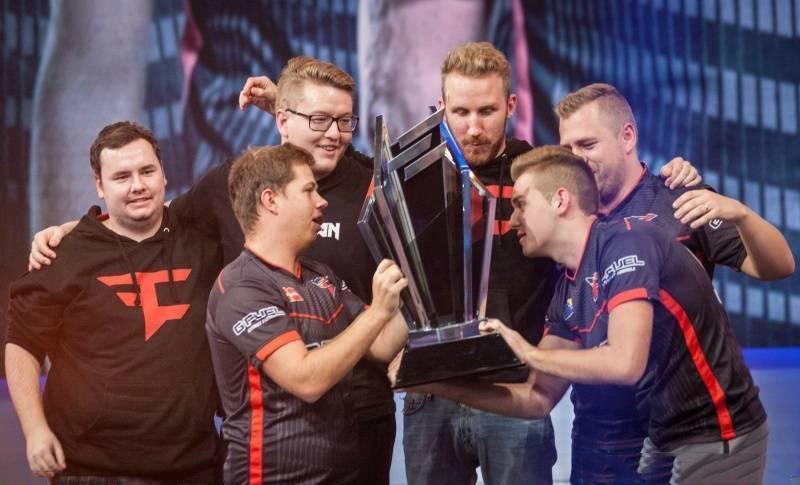 Wink：和Ming对决感觉很好玩，第二局前期其实没那么劣