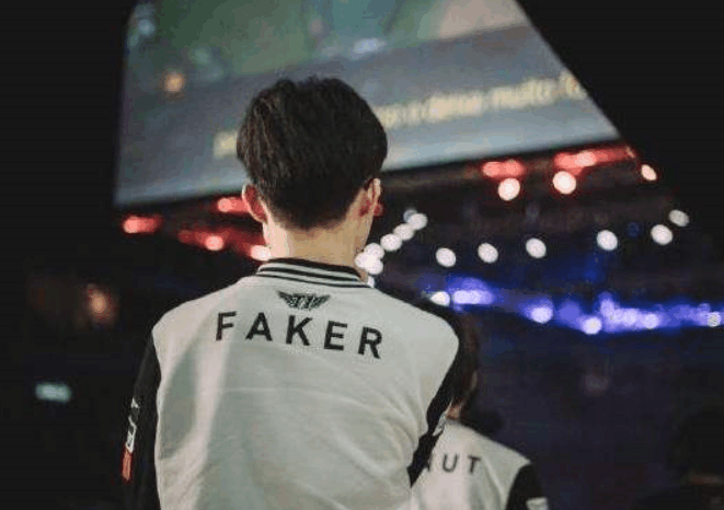 解说Cat：从来没想过故意恶心针对谁，很长时间也在反思自己