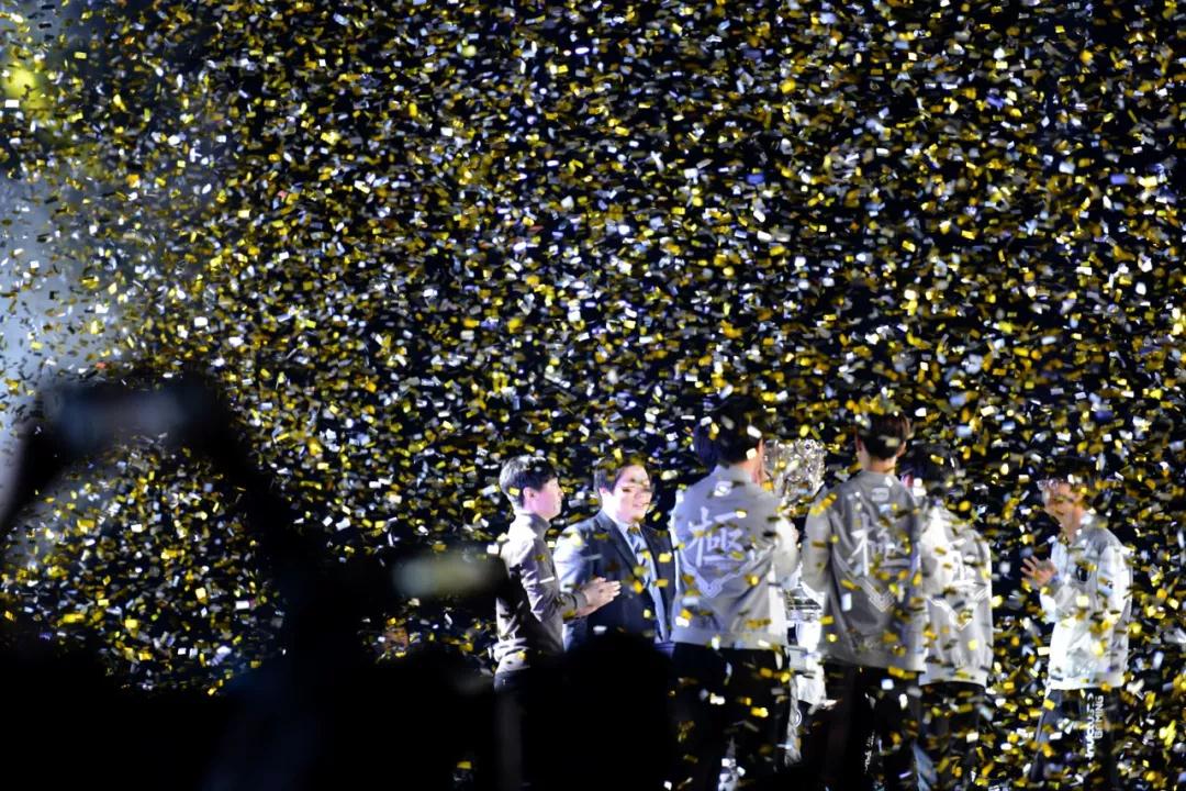 【赛前预告】2020KPL秋季赛11.15赛程，TTG vs DYG，eStarPro vs Hero久竞，QGhappy vs EDG.M