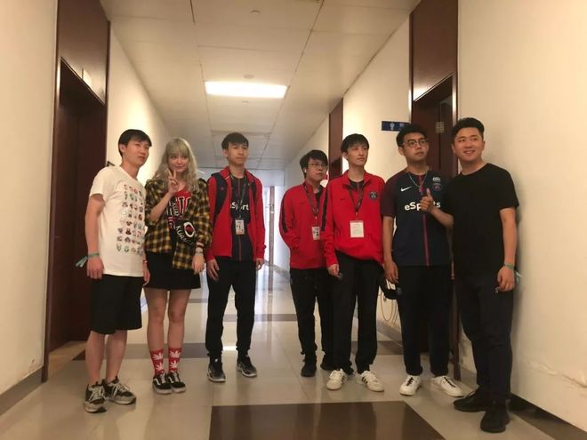 现无需